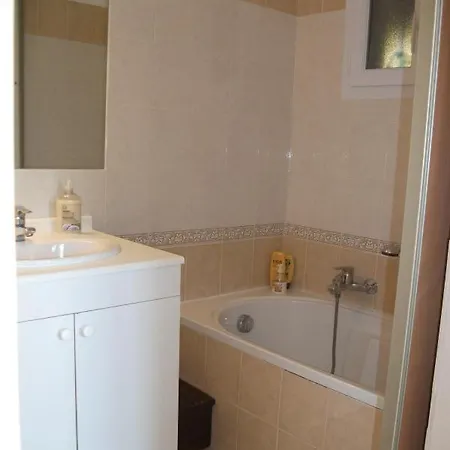 Holiday home Mas Longo Mai Avec Piscine *