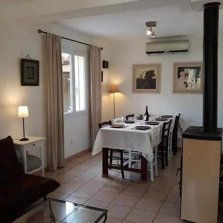 Mas Longo Mai Avec Piscine Holiday home Vidauban