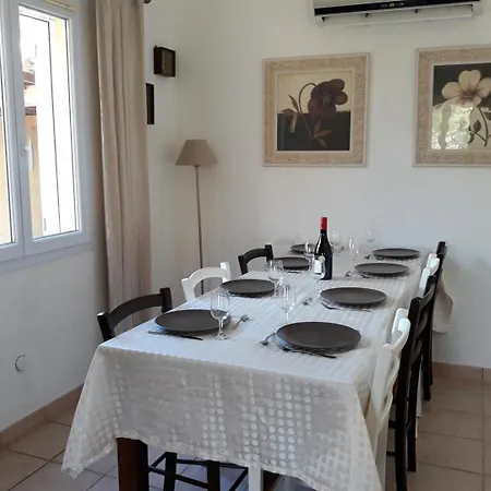 Holiday home Mas Longo Mai Avec Piscine *